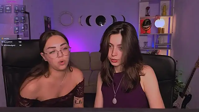 Chat +18 de kitniss_dreamy ao vivo