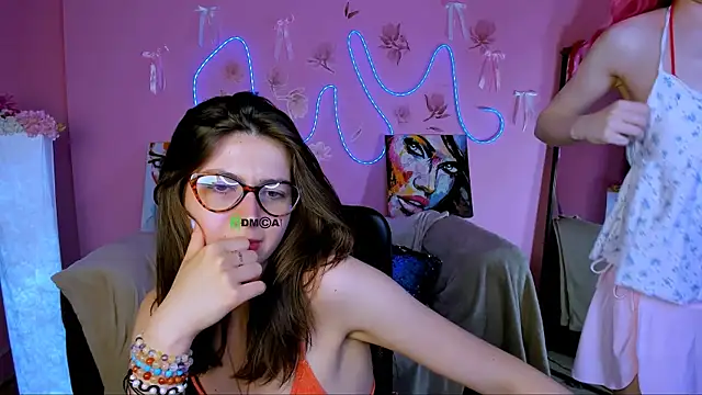 kitniss_dreamy's Webcam Show