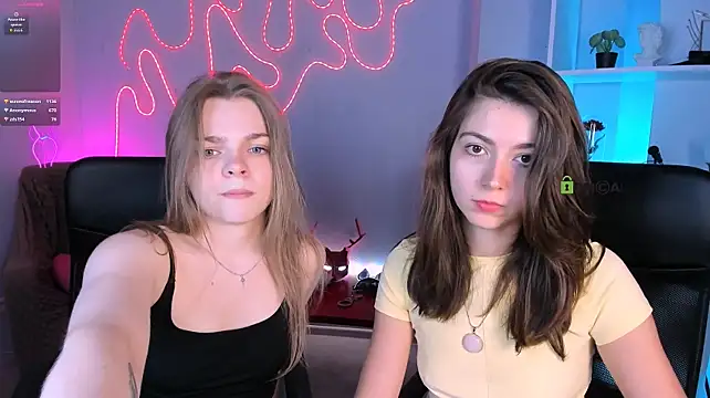 Chat XXX en directo de kitniss_dreamy