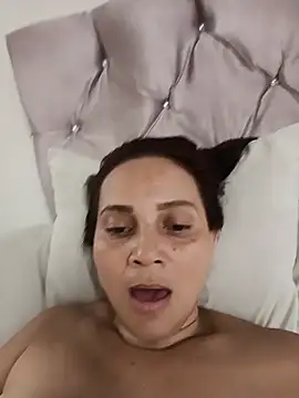 Amanda39's Live XXX Chat