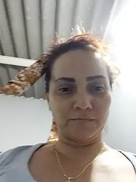Amanda39's Live XXX Chat