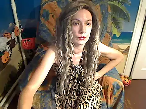 Bastet12 Show in webcam