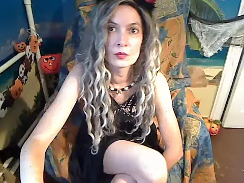 Bastet12 Webcam Show