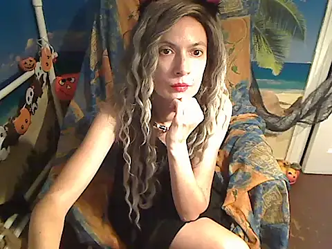 Bastet12 – Naživo XXX chat