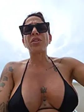 sexy7883 Show in webcam