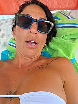sexy7883 Show in webcam