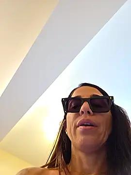 sexy7883 webcam show