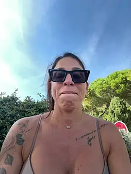 sexy7883's Webcam Show