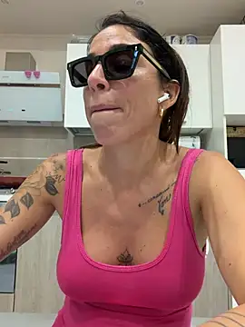 sexy7883 Show in webcam