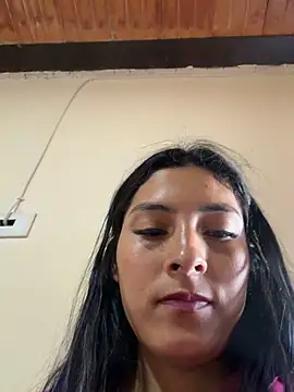 Cami_Leon2 লাইভ চ্যাট রুম