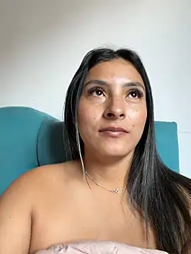 Cami_Leon2n Live chat-huone