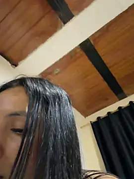 Cami_Leon2's Live XXX Chat