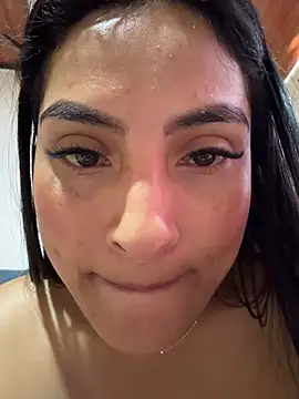 Cami_Leon2's Live XXX Chat