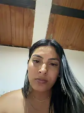 Chat +18 de Cami_Leon2 ao vivo