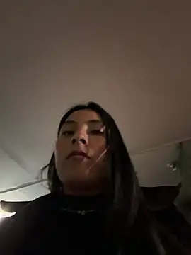 Cami_Leon2's Live XXX Chat