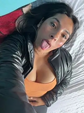 Cami_Leon2's Live XXX Chat