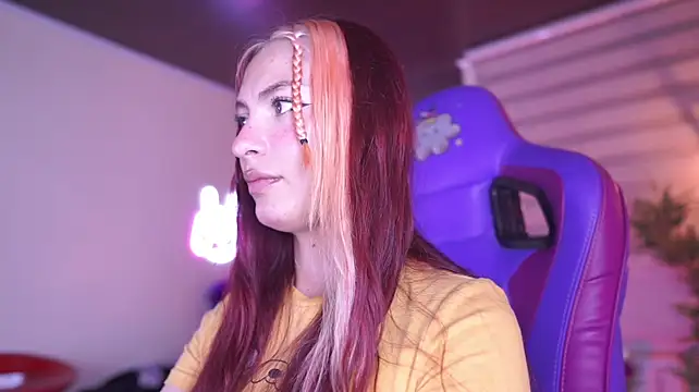 צ'אט XXX בשידור חי של Rebecah_1