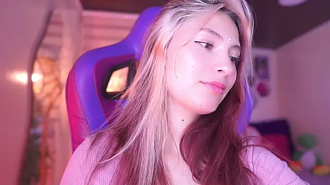 Rebecah_1のライブXXXチャット