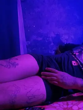 johnboones10 Show in webcam
