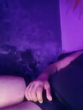 johnboones10 Show in webcam