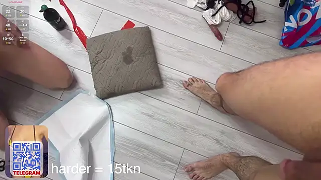 cream_fucks Show in webcam