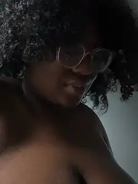 bunbun420247's Webcam Show