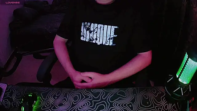 Webkamerová show xXxHARDPORNxXx