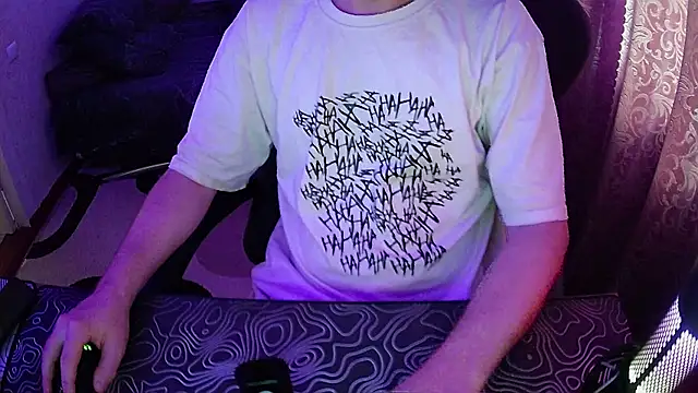 xXxHARDPORNxXx Adlı Modelin Web Kamerası Şovu
