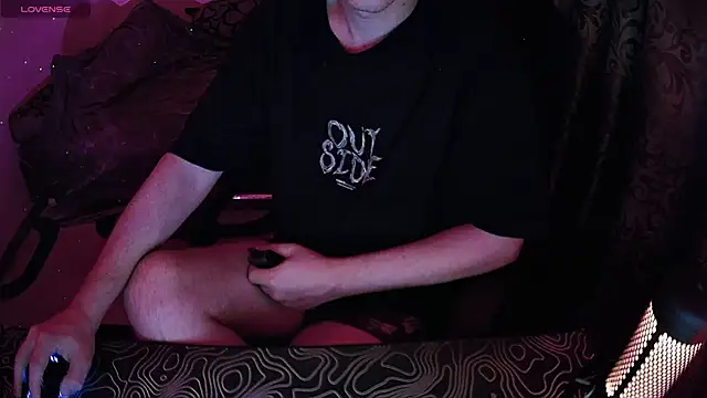 ZXCENSORED-のウェブカメラショー