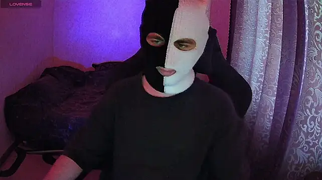 ZXCENSORED- Webcam show