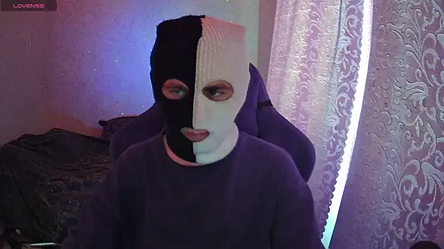 Pokazy przed kamerką – ZXCENSORED-