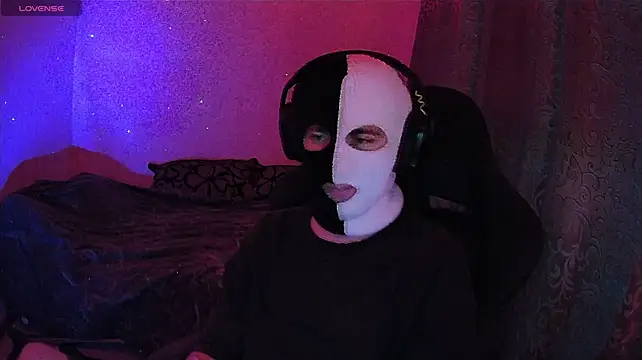 Вебкам-шоу ZXCENSORED-