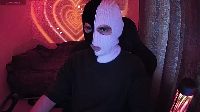 ZXCENSORED- 网络视讯表演