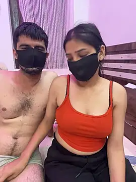 Show modela SWEET_AARU1 na web-kameri