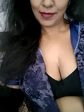 Mansi_-Sharma Adlı Modelin Web Kamerası Şovu