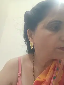 Hot_liya54 Show in webcam