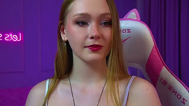 Chat +18 de AgataFoxley ao vivo