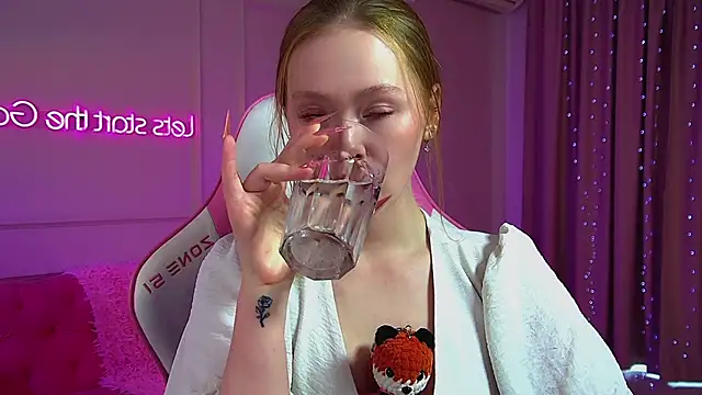 AgataFoxley – webcam-show