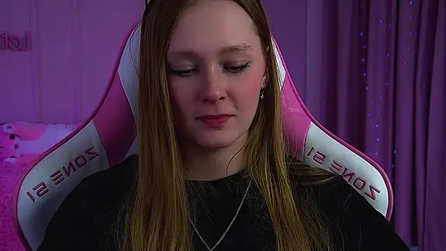AgataFoxley Chat XXX in diretta