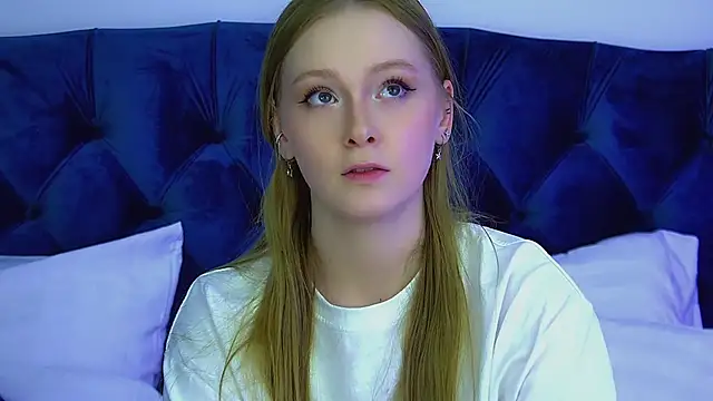 Pokazy przed kamerką – AgataFoxley