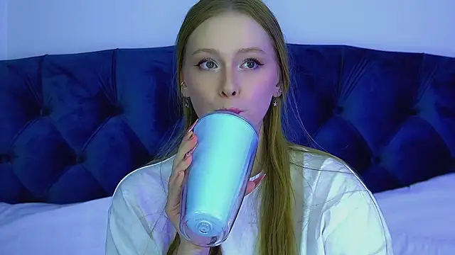 AgataFoxley Chat XXX in diretta