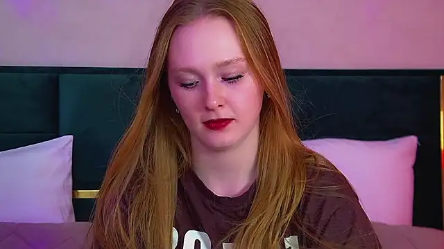 AgataFoxley Show in webcam