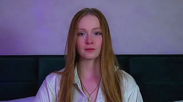 AgataFoxleyn Live XXX chat