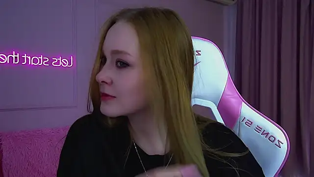 AgataFoxley's Live XXX Chat