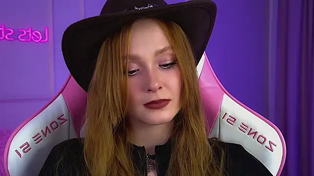 AgataFoxley – webcam-show