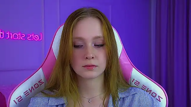 AgataFoxley's Live XXX Chat