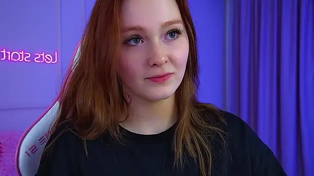 AgataFoxley Show in webcam
