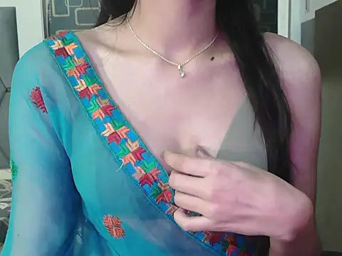 XXX chat uživo modela Simreet_22