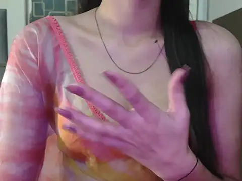 Simreet_22's Webcam Show
