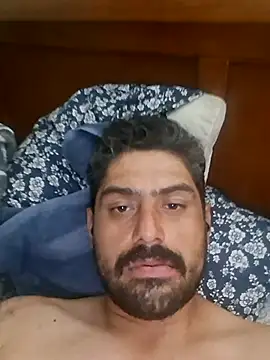 Sexylobo831 Show in webcam